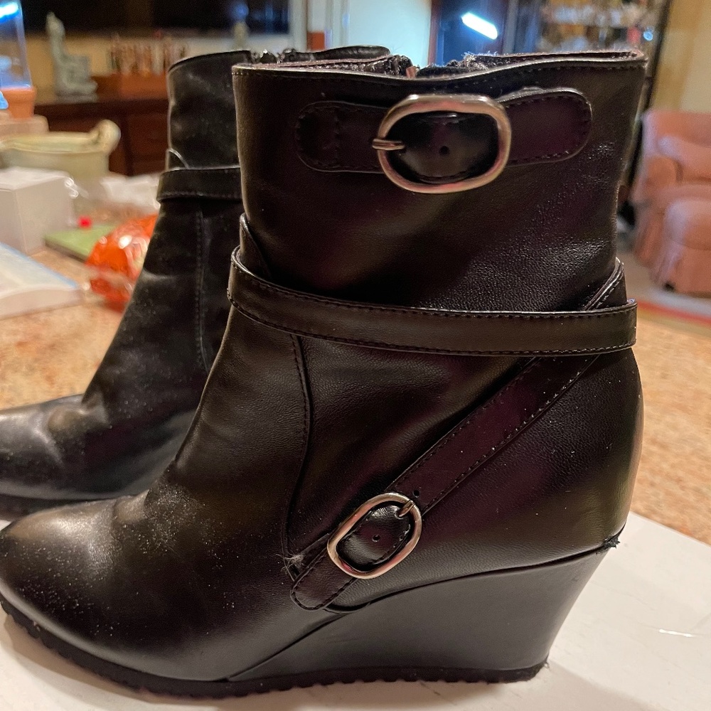Leather boots